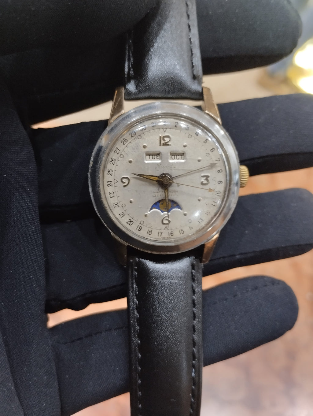 Nivada Autocal Moonphase Vintage 1953 — Fasi Lunari e Triplo Calendario