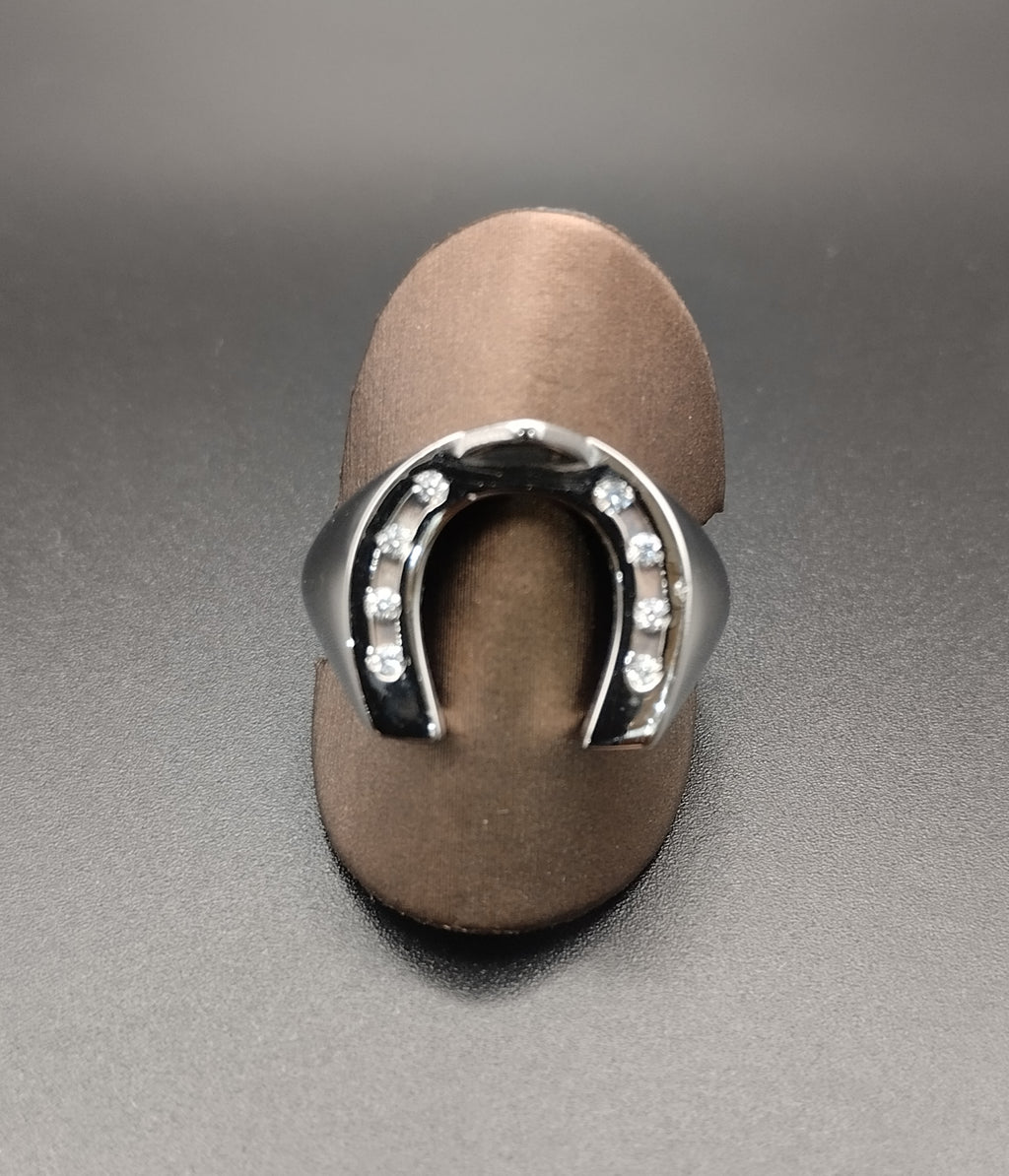 Anello Sigillo con Ferro Bianco — Horse Fever