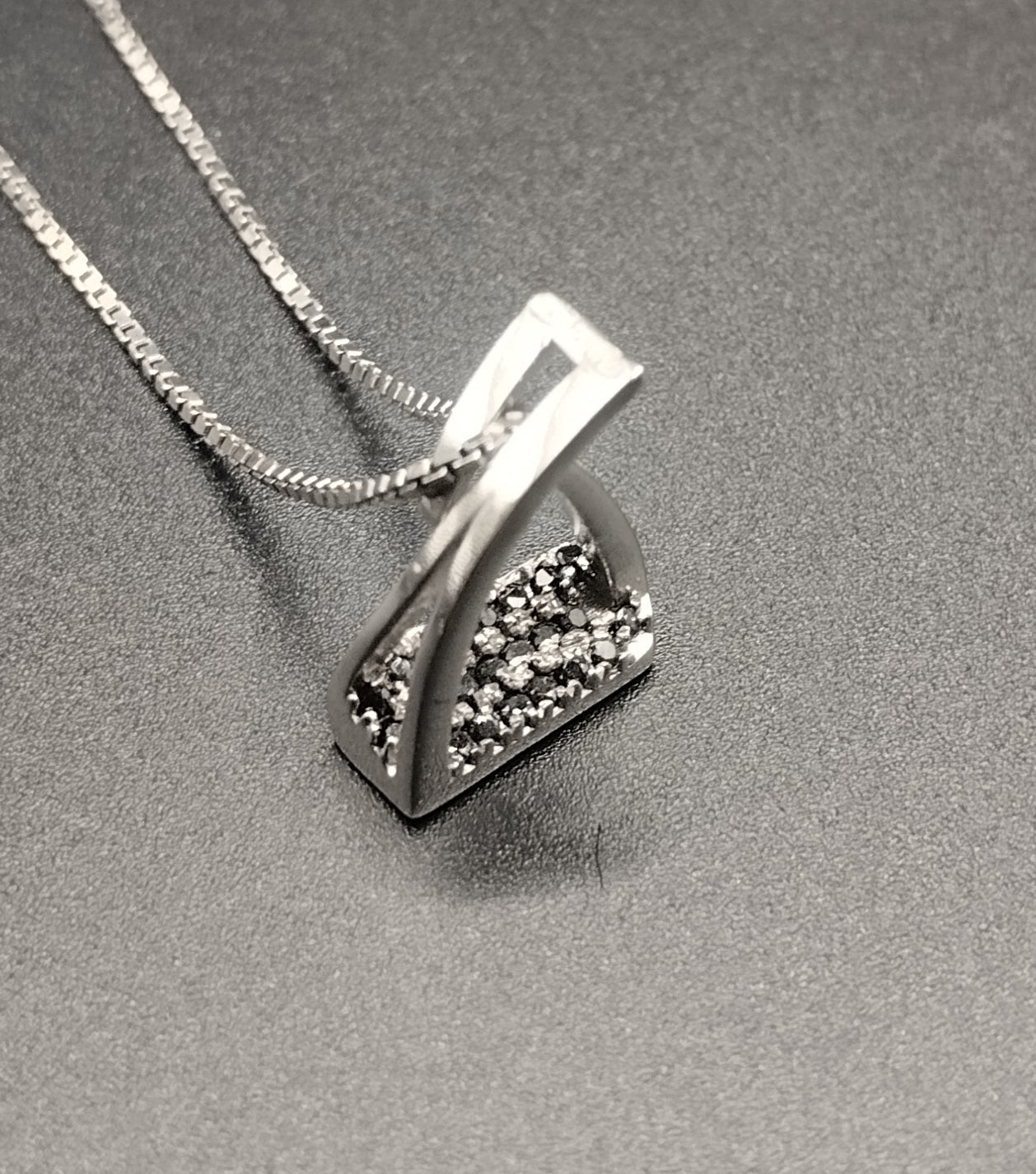 Collana a Staffa Nera — Horse Fever