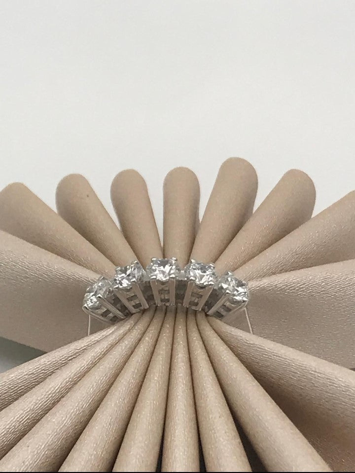 Anello Veretta Oro Bianco e Diamanti Lab Grown