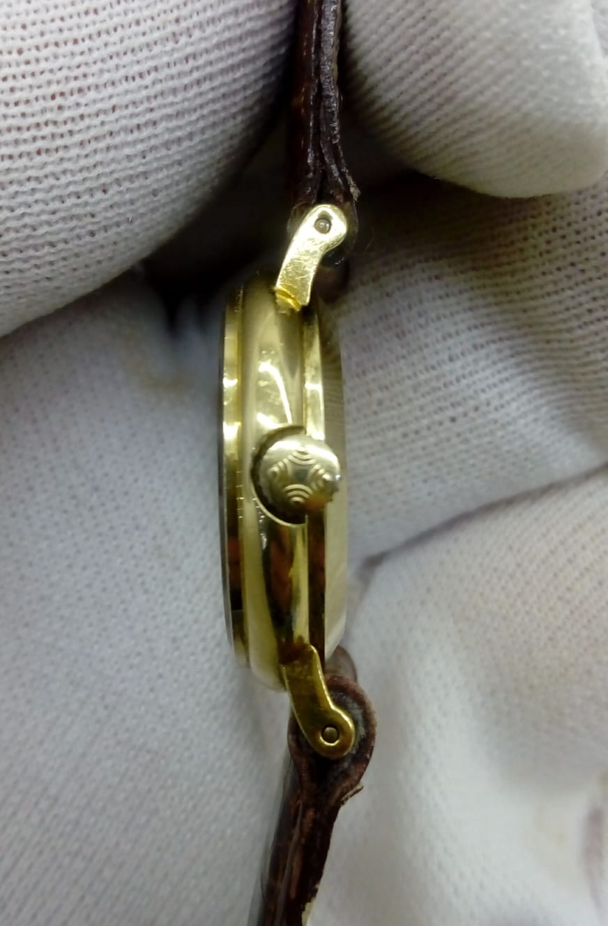 Zenith Oro Giallo 18kt Ref. 30 1810 305 Vintage — Cassa Ovale