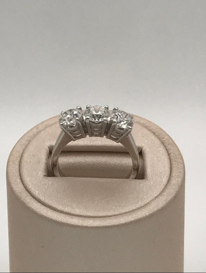 Anello Trilogy Oro Bianco e Diamanti Lab Grown