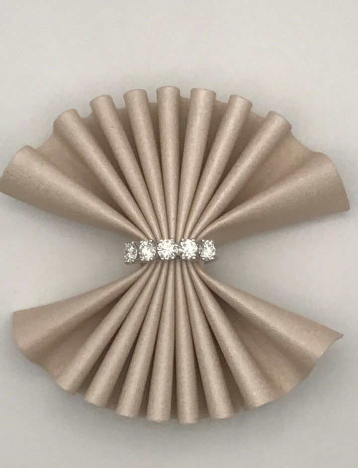 Anello Veretta Oro Bianco e Diamanti Lab Grown