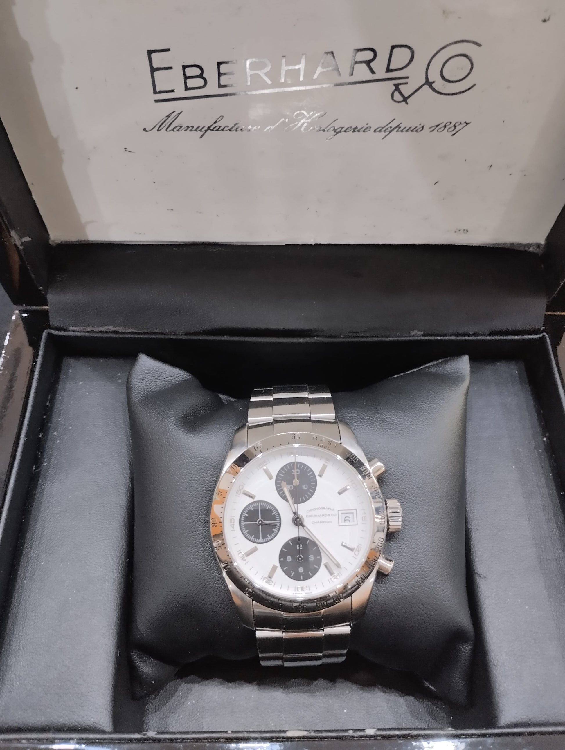 Eberhard & Co. Champion Ref. 31044 — Cronografo Quadrante Panda
