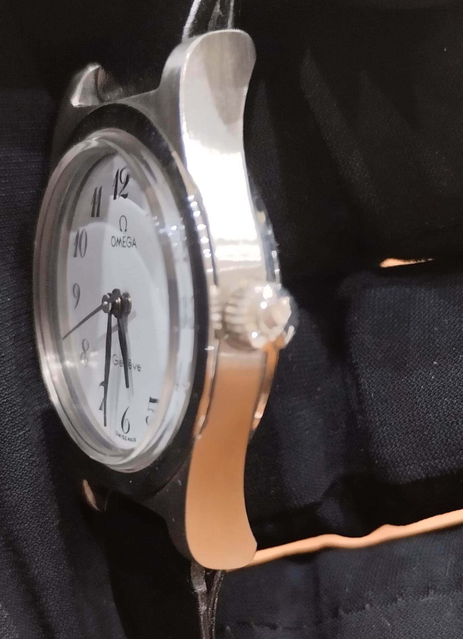 Omega Genève Donna Ref. 535.0031 Vintage 1975 — Mai Indossato