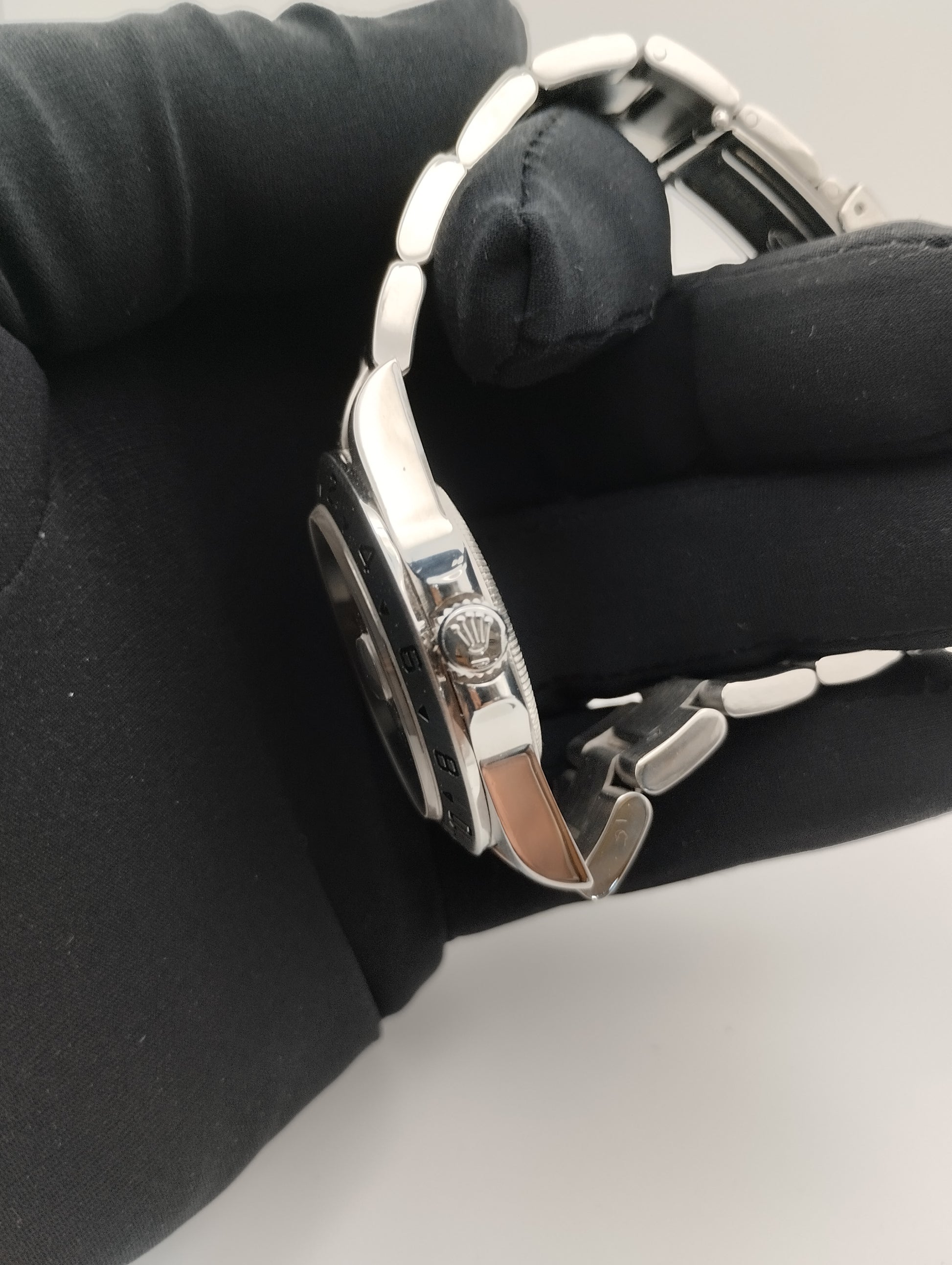 Rolex Explorer II Ref. 16570 Quadrante Polare — Anno 2008 (Serie Z) Full Set