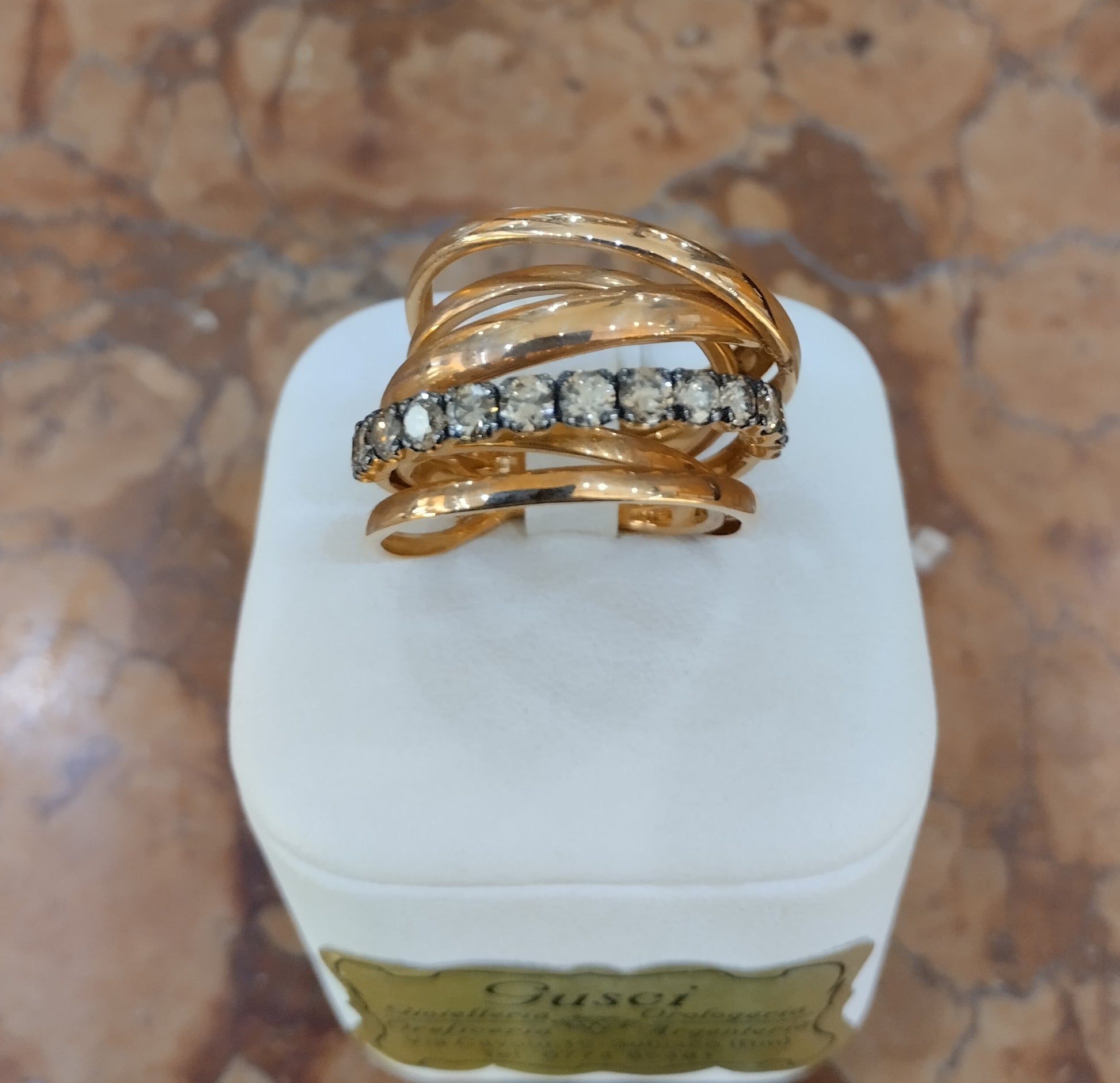 Anello Fascia in Oro Rosa con Diamanti Brown 1,11 ct — Creazione Gusci