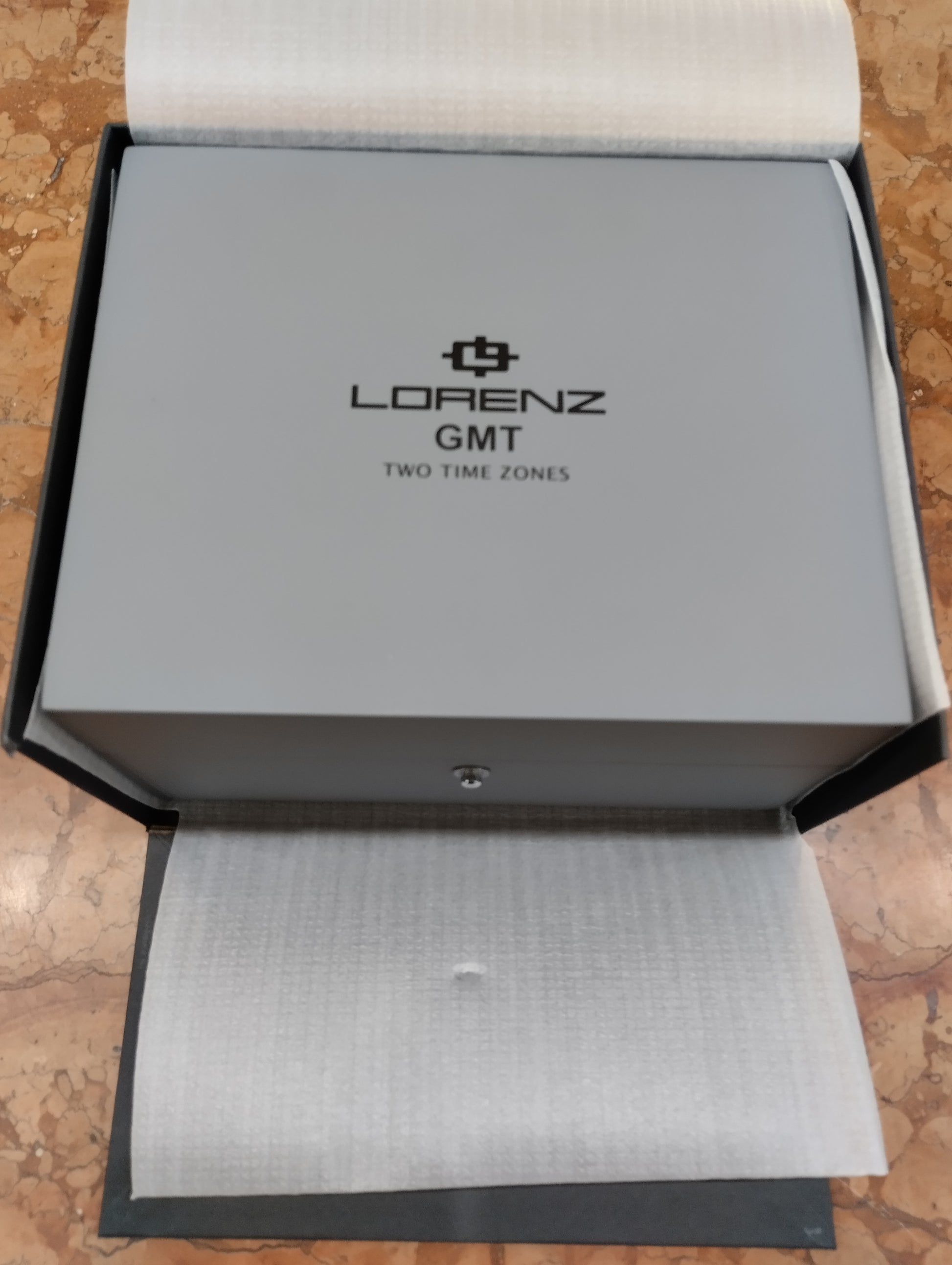 Lorenz GMT Automatic — Lunetta Batman