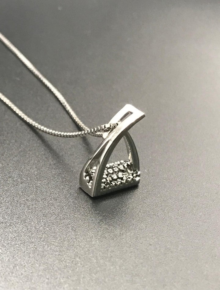 Collana a Staffa Nera — Horse Fever