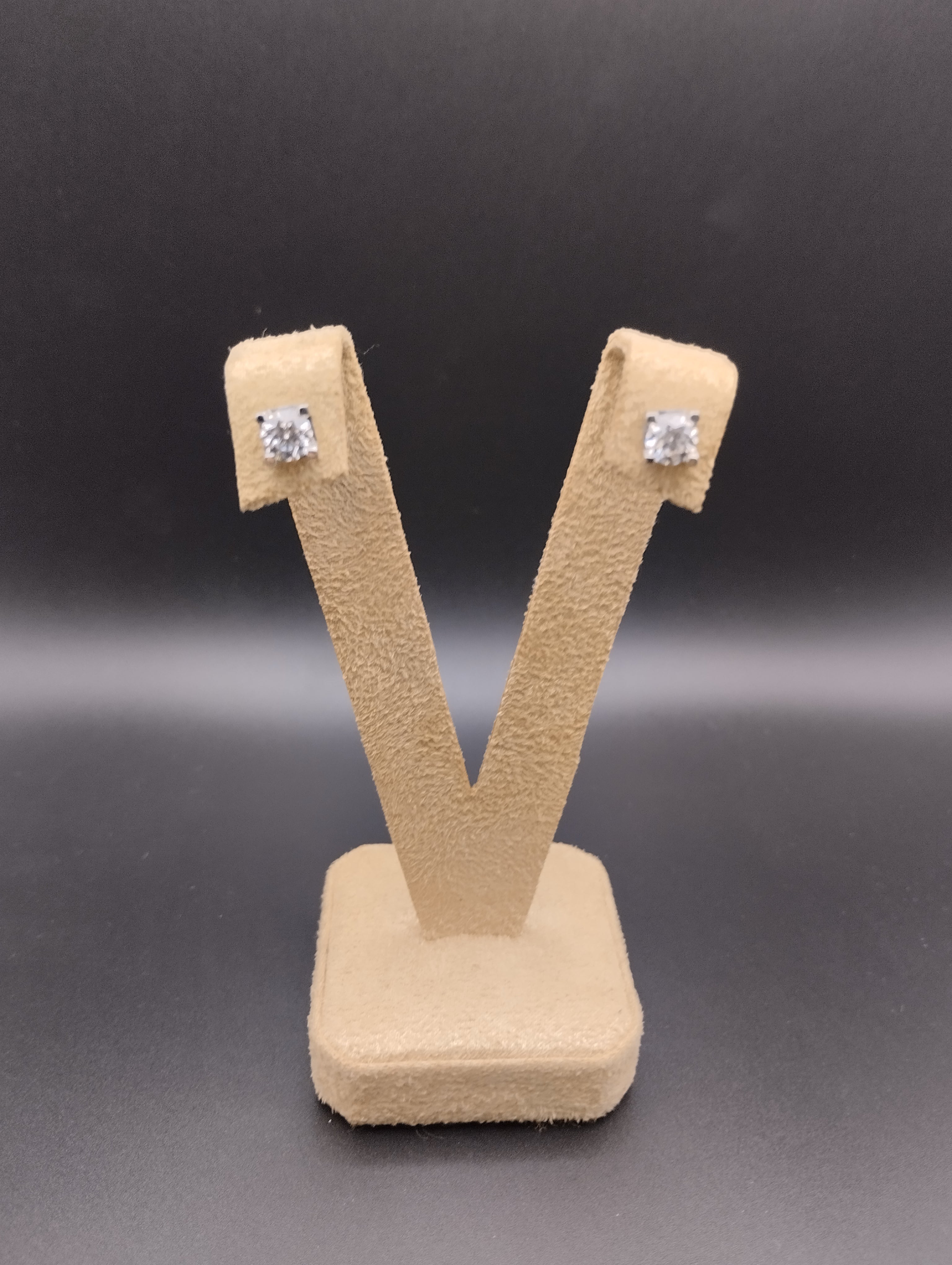 Orecchini Punto Luce ct.1,20 Oro Bianco e Diamanti Lab Grown