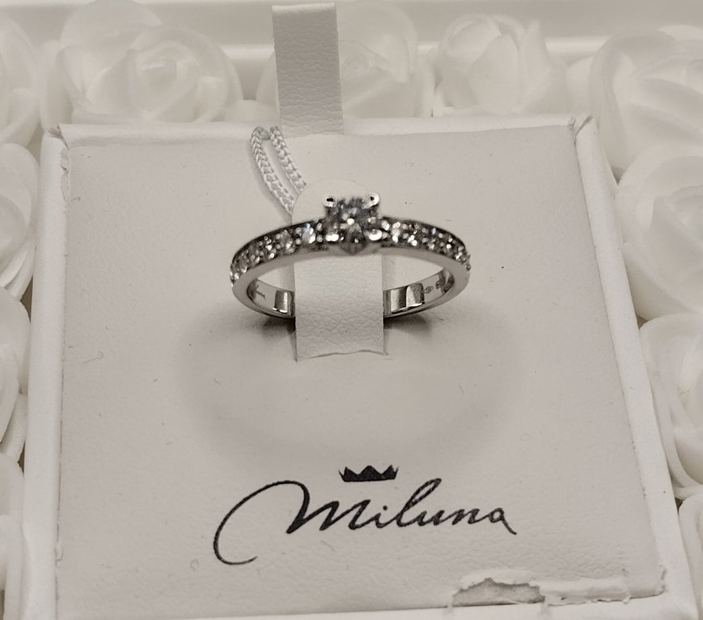 Anello Solitario Fascia Miluna in Oro Bianco e Diamante